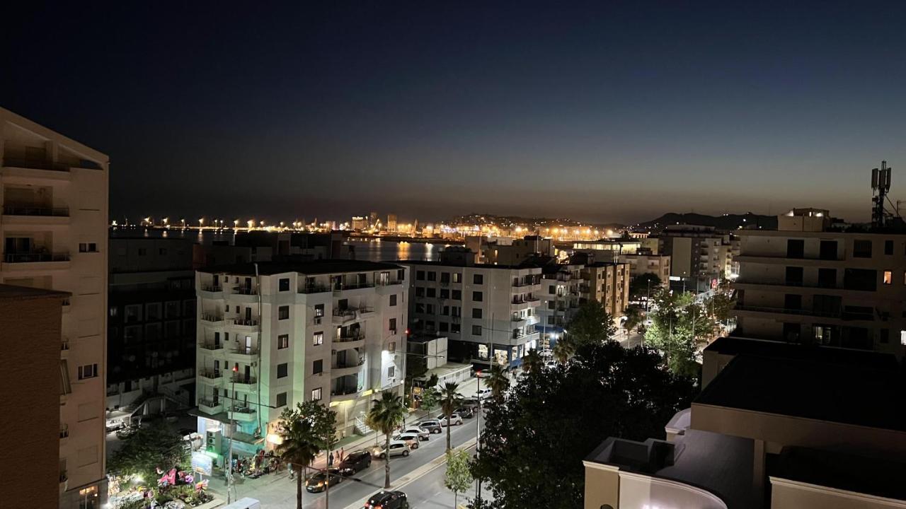 Lirin Apartment Durrës Exteriör bild