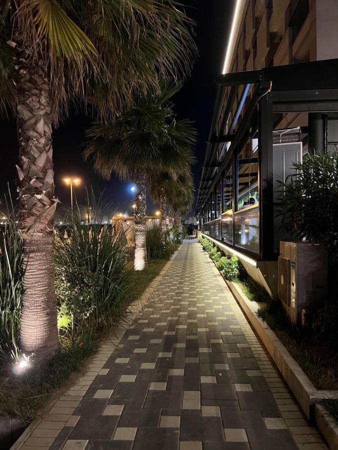 Lirin Apartment Durrës Exteriör bild